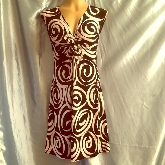 Classy abstract business casual dress, 4P - Picture 1 of 5